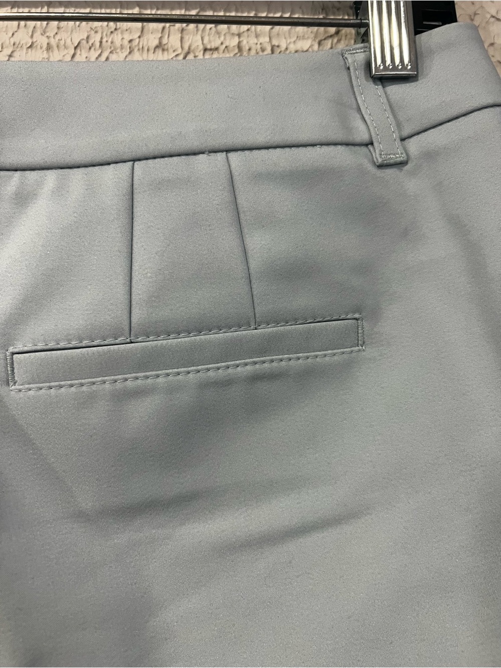 White House Black Market pale blue mid rise dress shorts size 6 - Picture 9 of 13